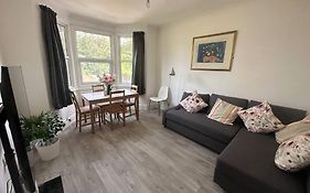 Modern 2 Bedroom Flat, Se6